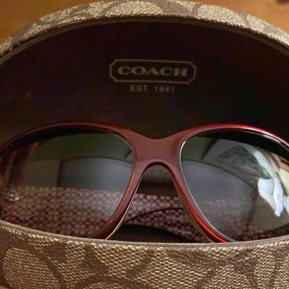 Coach Sunglasses - Picture 6 of 6